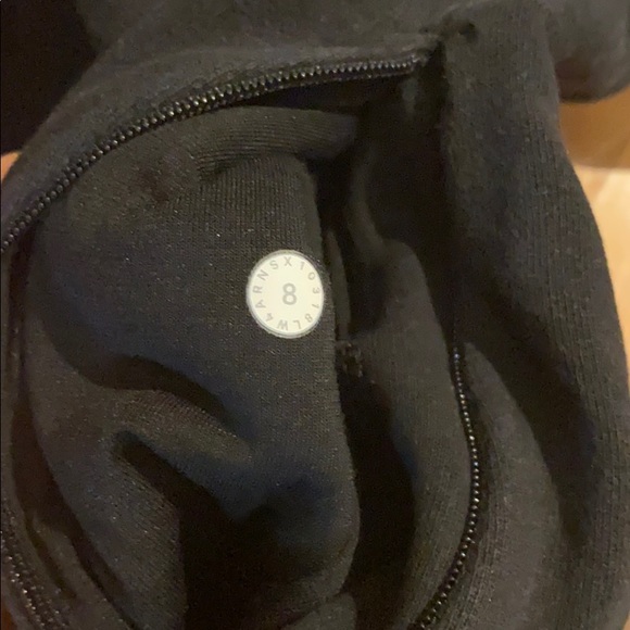 Lululemon Huddle & Hustle Hoodie, black size 8 - Picture 5 of 6